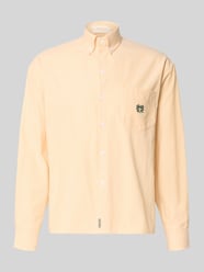Koszula casualowa o kroju regular fit z kwiatowym haftem od ANOTHER COTTON LAB - 2