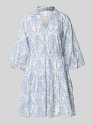 Knielanges Kleid mit V-Ausschnitt Modell 'CINNI' von YAS - 33