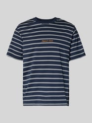 T-shirt w paski z okrągłym dekoltem od JACK & JONES - 26