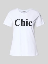 T-shirt z okrągłym dekoltem i perłami od MORE & MORE - 5