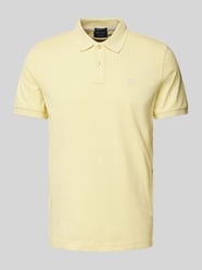 Regular Fit Poloshirt mit Label-Stitching von MCNEAL Gelb - 3