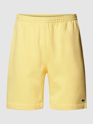 Sweatshorts mit Label-Patch Modell 'Basic' von Lacoste Gelb - 39