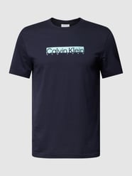 T-Shirt mit Rundhalsausschnitt von CK Calvin Klein Blau - 22