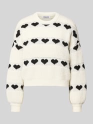 Sweter z dzianiny o kroju relaxed fit z nadrukiem z motywem serca model ‘NOVE’ od PIECES - 33