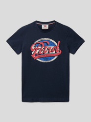 T-shirt z nadrukowanym motywem od Petrol Niebieski - 10