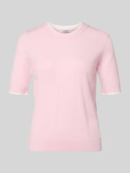 Sweter z dzianiny o kroju regular fit z okrągłym dekoltem od MORE & MORE Fuksjowy - 36