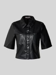 Korte overhemdblouse in leerlook van Christian Berg Woman Selection - 10