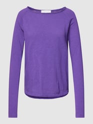 T-Shirt aus reiner Bio-Baumwolle mit U-Boot-Ausschnitt von Rich & Royal Lila - 17