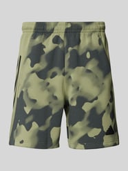 Regular Fit Sweatshorts mit Label-Detail von ADIDAS SPORTSWEAR Grün - 47