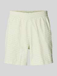 Szorty o kroju regular fit z wyhaftowanym logo od BLKVIS - 1