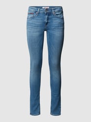 Jeans mit Label-Patch aus Leder Modell 'Sophie' von Tommy Jeans - 11