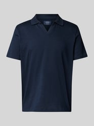 Poloshirt mit V-Ausschnitt von MCNEAL - 31