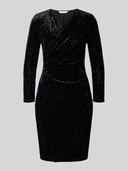 Wickelkleid mit Samtoptik von Apricot - 33
