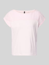 Top bluzkowy o kroju regular fit z czystej bawełny model 'JANNI' od VERO MODA Fuksjowy - 40