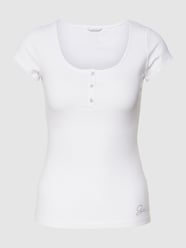 Damen T-Shirt in Feinripp-Optik Modell 'KARLEE' von Guess Weiß - 13