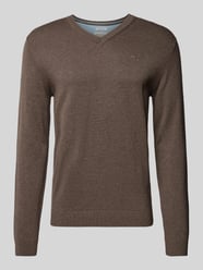 Regular Fit Strickpullover mit V-Ausschnitt von Tom Tailor Braun - 13