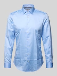 Super Slim Fit Businesshemd mit Kentkragen von Jake*s - 30