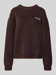 Oversized Strickpullover mit Rückenmotiv Modell 'Wine & Vibe' von ANOTHER COTTON LAB - 20