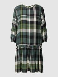 Knielange jurk met volantzoom van s.Oliver RED LABEL Groen - 9