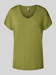 T-shirt z dekoltem w serek model ‘Marica’ od Soyaconcept - 44