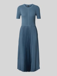 Figurbetontes Midikleid aus Viskose-Mix Modell 'FADRIDI' von BOSS - 23