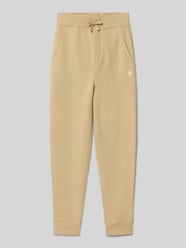 Spodnie dresowe o kroju regular fit z mieszanki bawełny od Polo Ralph Lauren Teens - 2