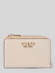 Portmonetka w skórzanym wyglądzie model 'Laurel' od GUESS - 26