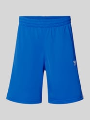 Regular Fit Shorts mit Label-Stitching Modell 'FBIRD' von adidas Originals Blau - 21