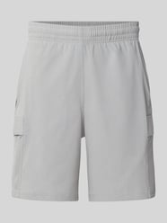 Regular Fit Sportshorts mit Cargotasche Modell 'Unstoppable Airvent' von Under Armour - 23
