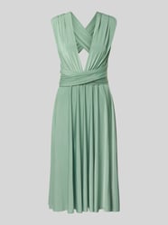 Knielanges Cocktailkleid mit tiefem V-Ausschnitt von Rose Avenue - 4