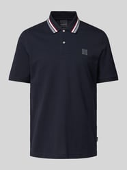 Regular Fit Poloshirt mit Label-Badge von bugatti - 30