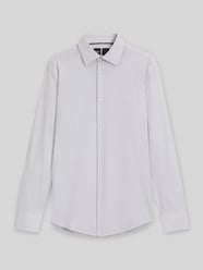 Koszula biznesowa o kroju slim fit z kołnierzykiem typu kent model ‘HANK’ od BOSS - 1