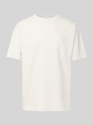 T-Shirt mit Motiv- und Label-Print Modell 'VASO' von BLKVIS - 24