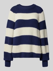 Loose fit gebreide pullover van een mix van wol en katoen, model 'KAAGI STRIPES' van Armedangels - 12