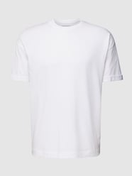 T-Shirt mit geripptem Rundhalsausschnitt Modell 'THILO' von Drykorn Weiß - 10