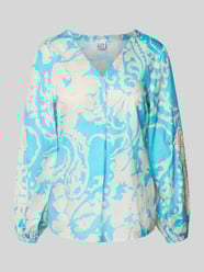 Regular fit blouse met V-hals van Emily Van den Bergh - 1