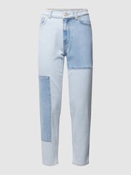 Slim Fit Jeans im Patchwork-Look von Review - 13