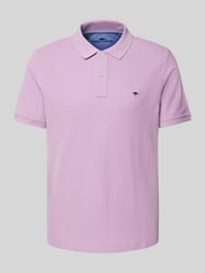 Koszulka polo o kroju regular fit z wyhaftowanym logo od Fynch-Hatton - 31