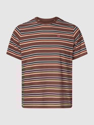 T-shirt PLUS SIZE ze wzorem w paski od Levi’s® Big & Tall Brązowy - 17