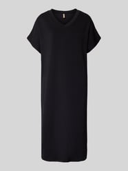 sukienka t-shirtowa z dekoltem w serek od Soyaconcept - 47