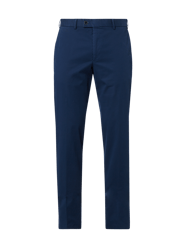 Contemporary Fit Chino mit Webmuster  von Hiltl Blau - 47