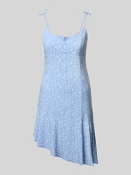 Minikleid mit Herz-Ausschnitt von Review - 2