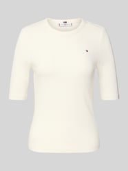 Slim Fit T-Shirt aus Viskose-Mix von Tommy Hilfiger - 21