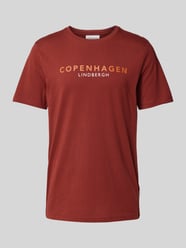 T-shirt met labelprint met statement, model 'EARN' van Lindbergh Bordeaux - 42