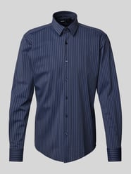 Slim Fit Business-Hemd mit Knopfleiste von BOSS Blau - 24