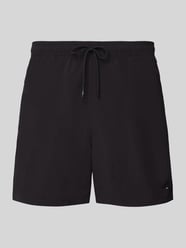 Spodenki kąpielowe o kroju regular fit z wyhaftowanym logo od Tommy Hilfiger - 28