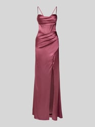 Avondjurk van satijn met loopsplit en vetersluiting aan de achterkant van Luxuar Fuchsia - 27