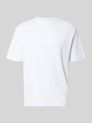 Regular Fit T-Shirt mit Rundhalsausschnitt von MCNEAL - 2