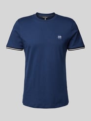 T-Shirt mit Label-Badge von Antony Morato Blau - 33