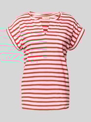T-shirt met V-hals, model 'Viva' van FREE/QUENT - 8